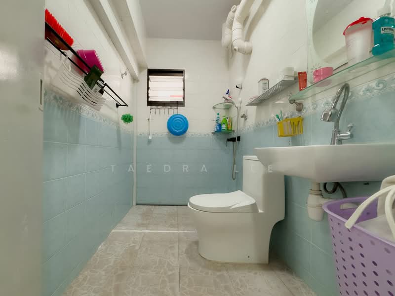 589B Montreal Drive, 589B Montreal Drive, 3 Bedrooms, 1,184 sqft, HDB Flat For Sale, by Taedra Lee, 500134094 - Bathroom - PropertyGuru.com.sg