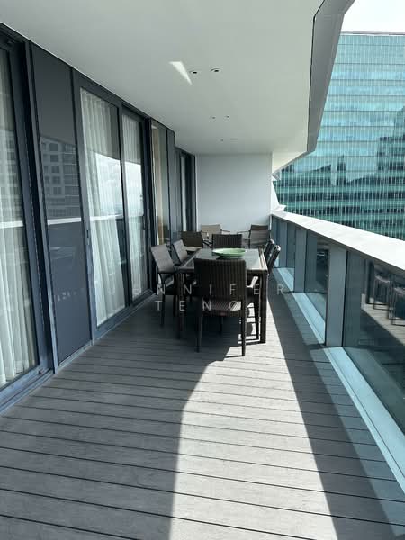 Marina Bay Suites, 3 Central Boulevard, 4 Bedrooms, 2,045 sqft, Condominium For Sale, by Jennifer Teng, 500134100 - Balcony - PropertyGuru.com.sg