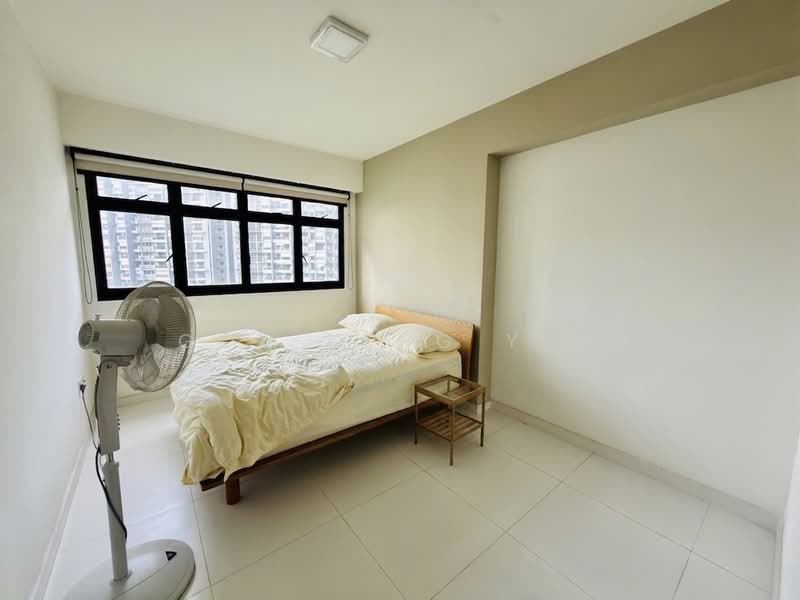 471A Fernvale Street, 471A Fernvale Street, 3 Bedrooms, 1,216 sqft, HDB Flat For Sale, by Goh Keng Yew, 500134101 - Bedroom - PropertyGuru.com.sg
