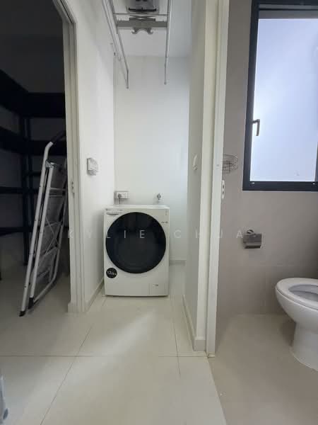 Casa Al Mare, 75 Jalan Loyang Besar, 3 Bedrooms, 1,098 sqft, Apartment For Sale, by Kylie Chua, 500134110 - Bathroom - PropertyGuru.com.sg