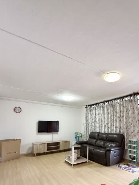 449 Tampines Street 42, 449 Tampines Street 42, 3 Bedrooms, 84 sqft, HDB Flat For Rent, by Elson Lee, 500134111 - Living Room - PropertyGuru.com.sg