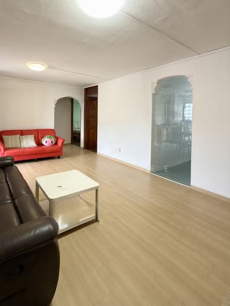 449 Tampines Street 42, 449 Tampines Street 42, 3 Bedrooms, 84 sqft, HDB Flat For Rent, by Elson Lee, 500134111 - Living Room - PropertyGuru.com.sg