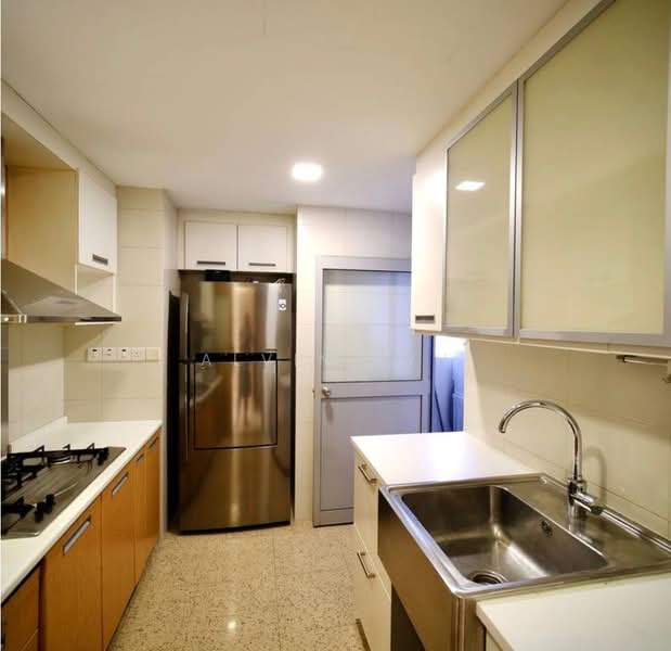 Blue Horizon, 21 West Coast Crescent, 3 Bedrooms, 1,152 sqft, Condominium For Rent, by Alvin Tyh, 500134137 - Kitchen - PropertyGuru.com.sg