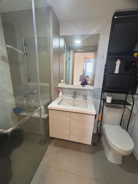 The Rainforest, 335 Choa Chu Kang Avenue 3, 3 Bedrooms, 950 sqft, Executive Condominium For Rent, by Lydia Huang, 500134145 - Bathroom - PropertyGuru.com.sg