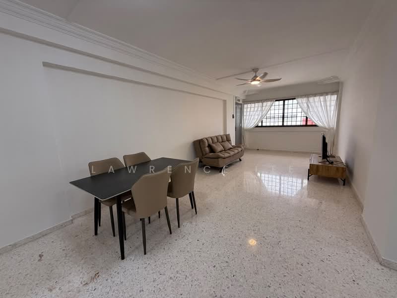 237 Tampines Street 21, 237 Tampines Street 21, 3 Bedrooms, 1,130 sqft, HDB Flat For Rent, by Lawrence Lee, 500134147 - Living Room - PropertyGuru.com.sg