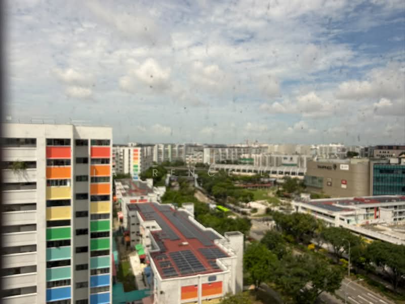 237 Tampines Street 21, 237 Tampines Street 21, 3 Bedrooms, 1,130 sqft, HDB Flat For Rent, by Lawrence Lee, 500134147 - Exterior - PropertyGuru.com.sg