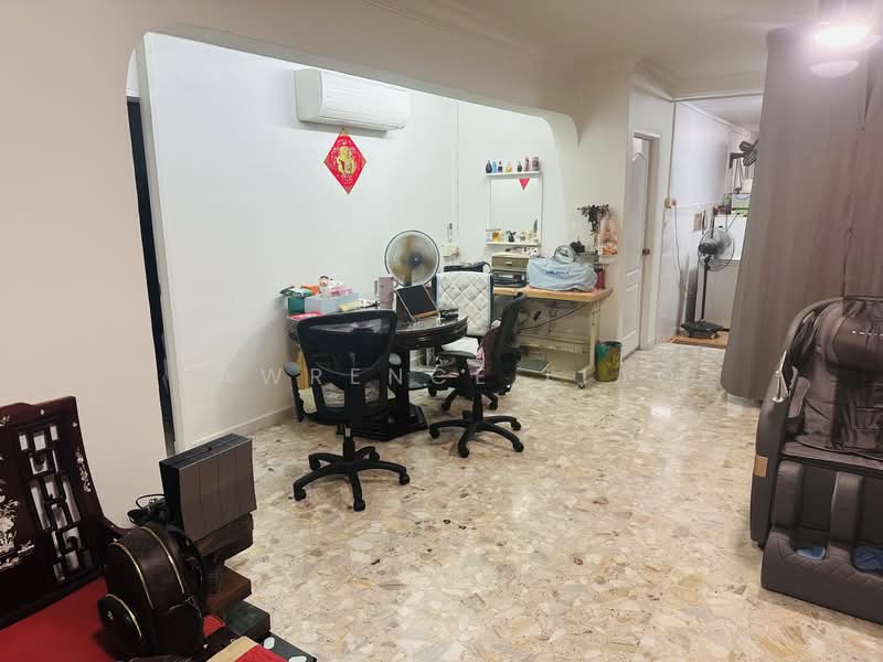 820 Tampines Street 81, 820 Tampines Street 81, Room Rental, 120 sqft, HDB Flat For Rent, by Lawrence Liao, 500134148 - Living Room - PropertyGuru.com.sg