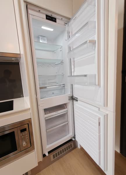 Metro Loft, 5 Lorong 27 Geylang, Studio, 452 sqft, Condominium For Rent, by Simon Chuah, 500134155 - Kitchen - PropertyGuru.com.sg