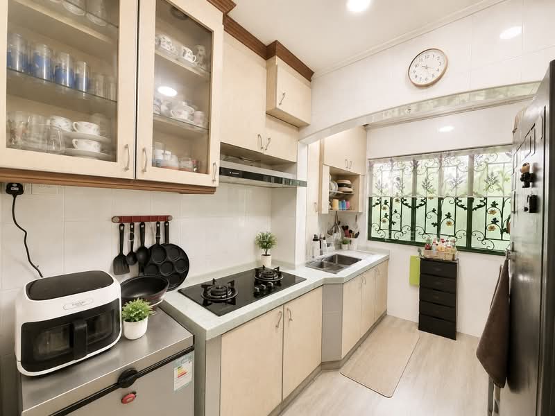 275 Pasir Ris Street 21, 275 Pasir Ris Street 21, 4 Bedrooms, 1,367 sqft, HDB Flat For Sale, by Mohamed Yaseen, 500134161 - Kitchen - PropertyGuru.com.sg