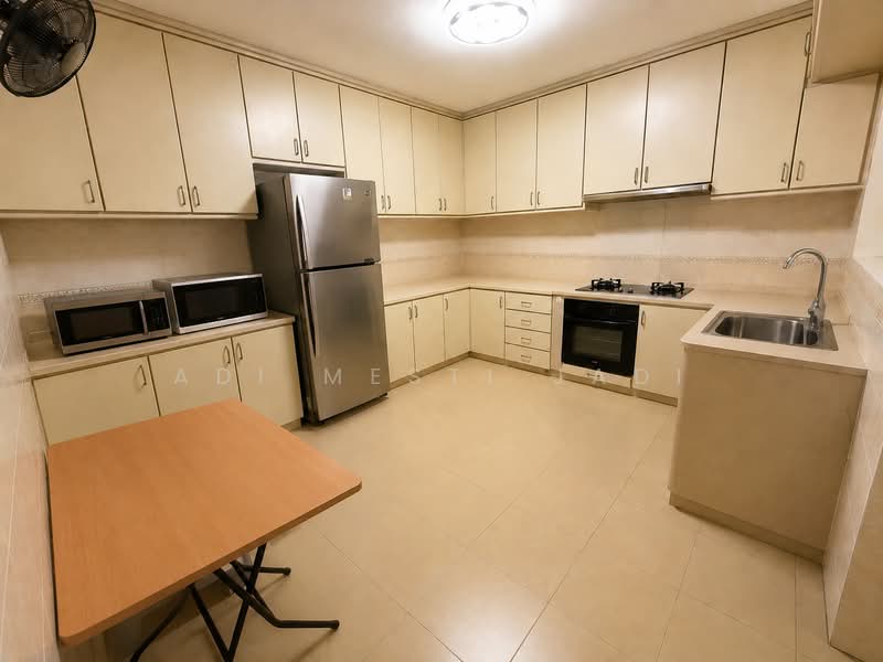360 Tampines Street 34, 360 Tampines Street 34, 3 Bedrooms, 1,291 sqft, HDB Flat For Sale, by Adi Mesti Jadi, 500134179 - Kitchen - PropertyGuru.com.sg