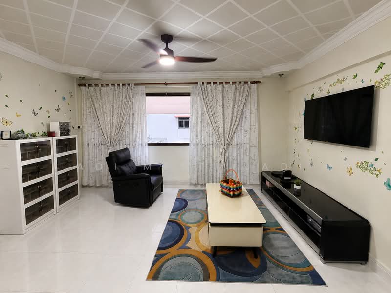 360 Tampines Street 34, 360 Tampines Street 34, 3 Bedrooms, 1,291 sqft, HDB Flat For Sale, by Adi Mesti Jadi, 500134179 - Living Room - PropertyGuru.com.sg