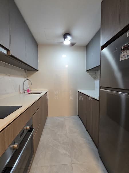 The Watergardens at Canberra, 37 Canberra Drive, 2 Bedrooms, 753 sqft, Condominium For Rent, by Chew Ling Ling 周鈴鈴, 500134187 - Kitchen - PropertyGuru.com.sg