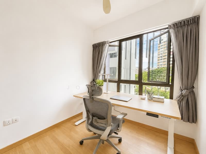 The Tre Ver, 60 Potong Pasir Avenue 1, 2 Bedrooms, 753 sqft, Condominium For Sale, by Joey Lim, 500134189 - Bedroom 2 - PropertyGuru.com.sg