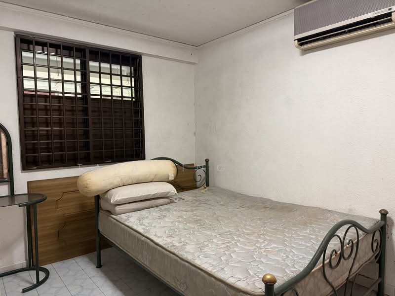 23 Toa Payoh East, 23 Toa Payoh East, 3 Bedrooms, 700 sqft, HDB Flat For Sale, by Tara Ting 陈莲香, 500134194 - Bedroom - PropertyGuru.com.sg