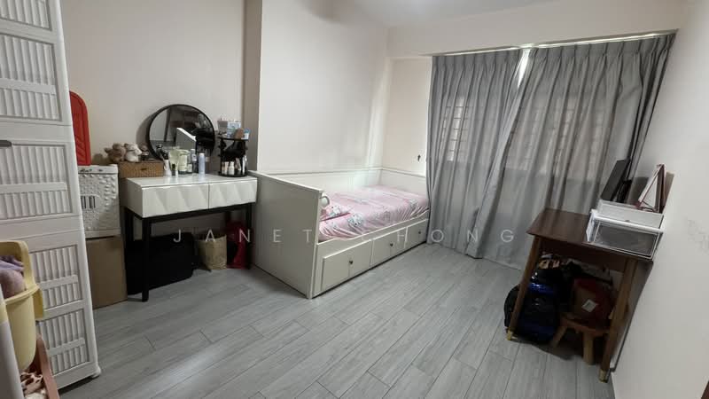 126C Canberra Street, 126C Canberra Street, 3 Bedrooms, 1,216 sqft, HDB Flat For Sale, by Janet Chong, 500134197 - Bedroom - PropertyGuru.com.sg