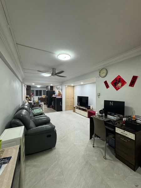 729 Clementi West Street 2, 729 Clementi West Street 2, 3 Bedrooms, 882 sqft, HDB Flat For Sale, by Jocelyn Tan, 500134208 - Living Room - PropertyGuru.com.sg