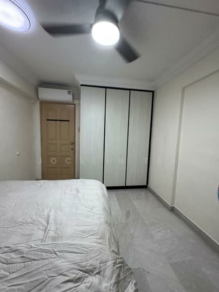729 Clementi West Street 2, 729 Clementi West Street 2, 3 Bedrooms, 882 sqft, HDB Flat For Sale, by Jocelyn Tan, 500134208 - Bedroom - PropertyGuru.com.sg