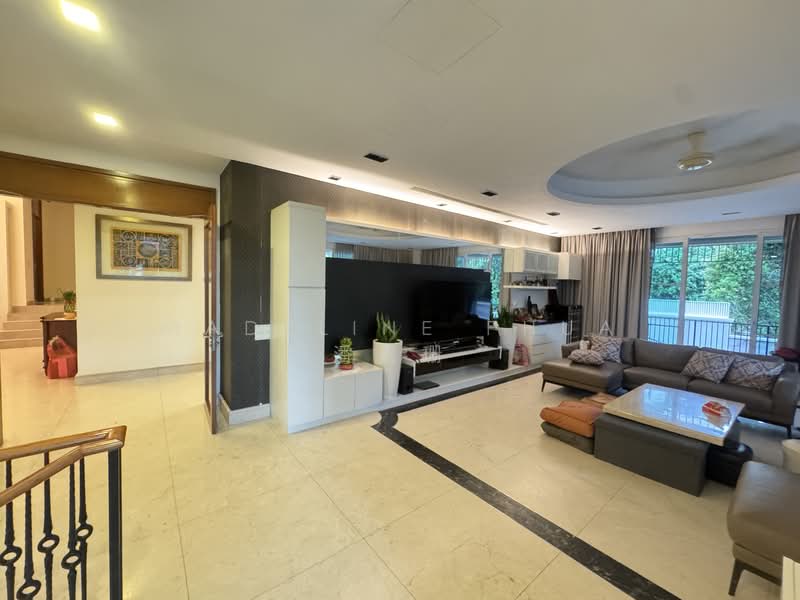 Gallop Park Road, Gallop Park Road, 8 Bedrooms, 13,000 sqft, Good Class Bungalow For Sale, by Madeline Phua 潘美珊, 500134210 - PropertyGuru.com.sg