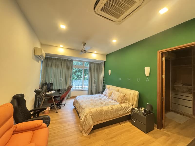Gallop Park Road, Gallop Park Road, 8 Bedrooms, 13,000 sqft, Good Class Bungalow For Sale, by Madeline Phua 潘美珊, 500134210 - Bedroom - PropertyGuru.com.sg