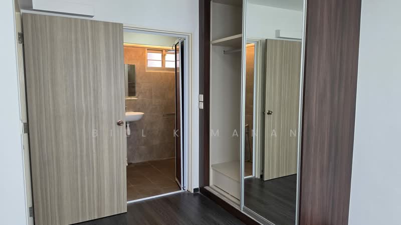459 Yishun Avenue 11, 459 Yishun Avenue 11, 2 Bedrooms, 750 sqft, HDB Flat For Rent, by Bill Kumanan, 500134213 - Bathroom - PropertyGuru.com.sg