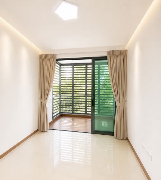 iSuites @ Tani, 2 Jalan Tani, 2 Bedrooms, 603 sqft, Apartment For Sale, by Joyce Tan, 500134226 - Balcony - PropertyGuru.com.sg