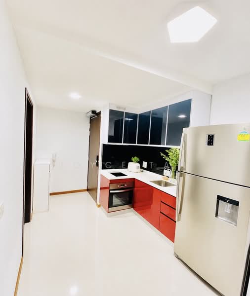 iSuites @ Tani, 2 Jalan Tani, 2 Bedrooms, 603 sqft, Apartment For Sale, by Joyce Tan, 500134226 - Kitchen - PropertyGuru.com.sg