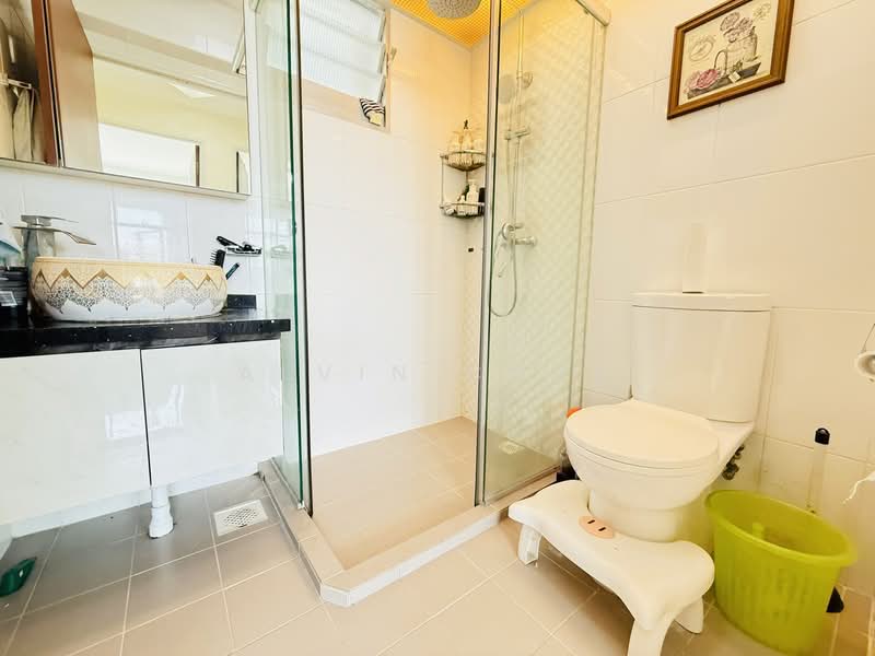 293C Bukit Batok Street 21, 293C Bukit Batok Street 21, 3 Bedrooms, 990 sqft, HDB Flat For Sale, by Alvin Chua, 500134233 - Bathroom - PropertyGuru.com.sg