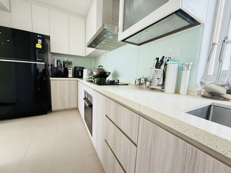 293C Bukit Batok Street 21, 293C Bukit Batok Street 21, 3 Bedrooms, 990 sqft, HDB Flat For Sale, by Alvin Chua, 500134233 - Kitchen - PropertyGuru.com.sg