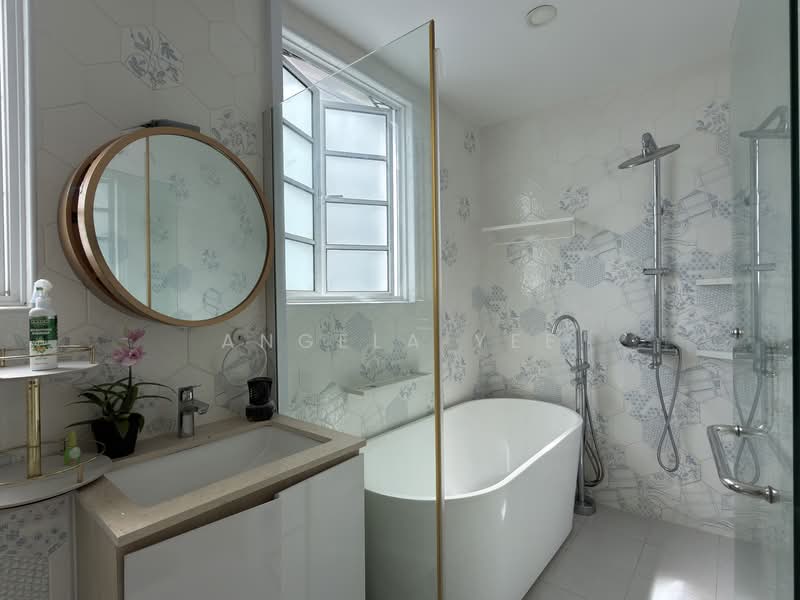 55 Tiong Bahru Road, 55 Tiong Bahru Road, 3 Bedrooms, 1,087 sqft, Walk-up Apartment For Sale, by Angela Yee, 500134234 - Bathroom - PropertyGuru.com.sg