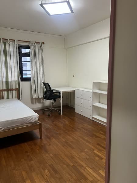 302 Clementi Avenue 4, 302 Clementi Avenue 4, 3 Bedrooms, 1,000 sqft, HDB Flat For Rent, by May Lin, 500134237 - Bedroom - PropertyGuru.com.sg