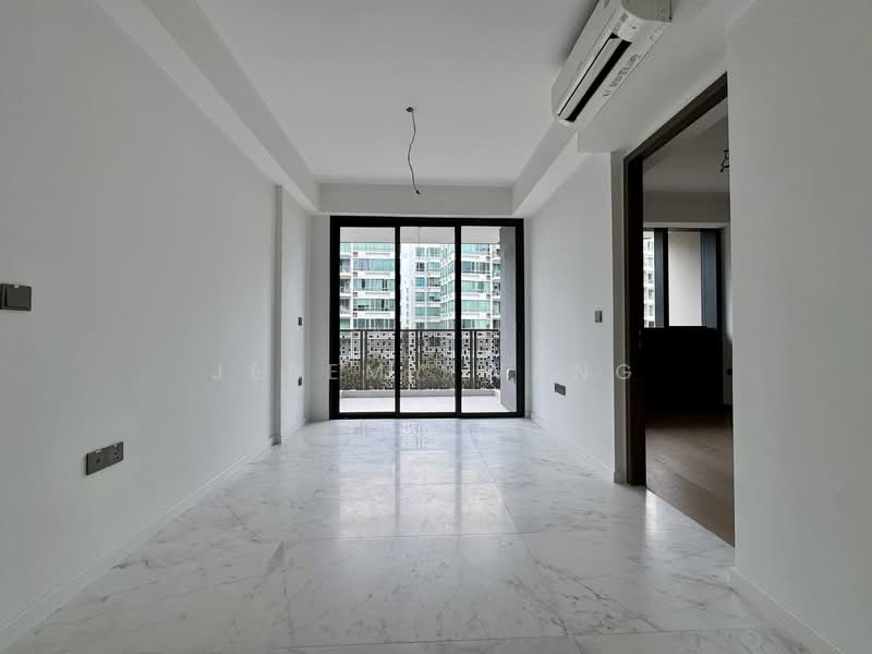 Sceneca Residence, 26 Tanah Merah Kechil Link, 3 Bedrooms, 904 sqft, Condominium For Rent, by Jeremy Wang, 500134242 - Living Room - PropertyGuru.com.sg