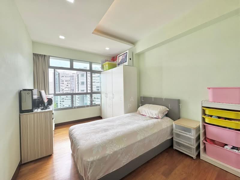477B Upper Serangoon View, 477B Upper Serangoon View, 3 Bedrooms, 1,206 sqft, HDB Flat For Sale, by Phoebe, 500134248 - Bedroom - PropertyGuru.com.sg