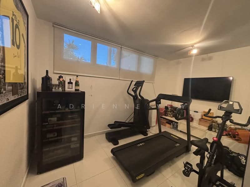 Move in condition Semi D 200m to Beauty World MRT, Yuk Tong Avenue, 5 Bedrooms, 4,350 sqft, Semi-Detached House For Rent, by Adrienne Yew, 500134251 - Gym - PropertyGuru.com.sg