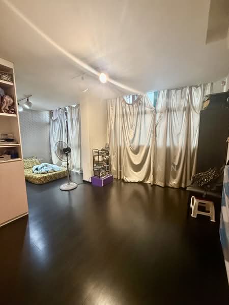 Spacious master bedroom 
