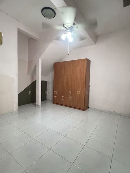 🏡 Open House Daily! Not To Be Missed! Rare End-Terrace Gem Within 1KM to Tao Nan School!, Lorong Stangee / Chapel Close, 4 Bedrooms, 2,000 sqft, Corner Terrace For Sale, by Fong Yong Ten, 500134266 - Interior - PropertyGuru.com.sg