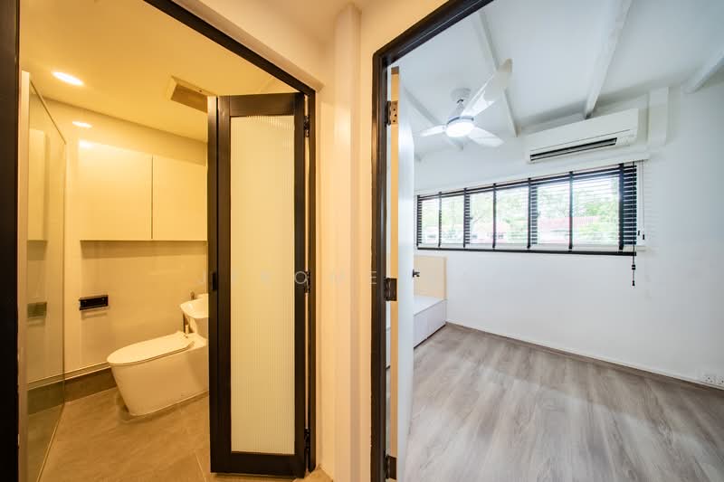 50 Stirling Road, 50 Stirling Road, 3 Bedrooms, 1,098 sqft, HDB Flat For Sale, by Jerome Yap, 500134267 - Upper Floor - PropertyGuru.com.sg