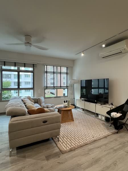 For Sale - 494H Tampines Street 45