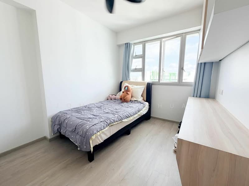 182B Woodlands Street 13, 182B Woodlands Street 13, 4 Bedrooms, 1,290 sqft, HDB Flat For Sale, by Jomaine Chua, 500134302 - Bedroom - PropertyGuru.com.sg