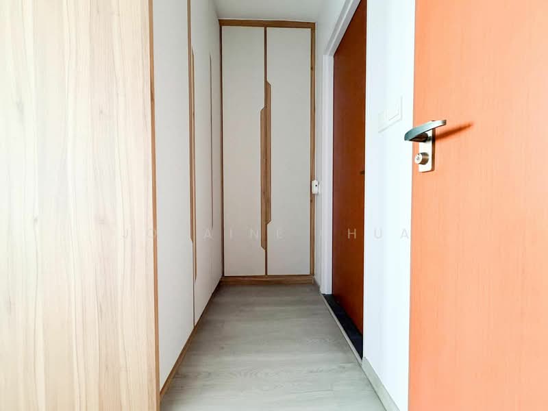 182B Woodlands Street 13, 182B Woodlands Street 13, 4 Bedrooms, 1,290 sqft, HDB Flat For Sale, by Jomaine Chua, 500134302 - Entrance - PropertyGuru.com.sg