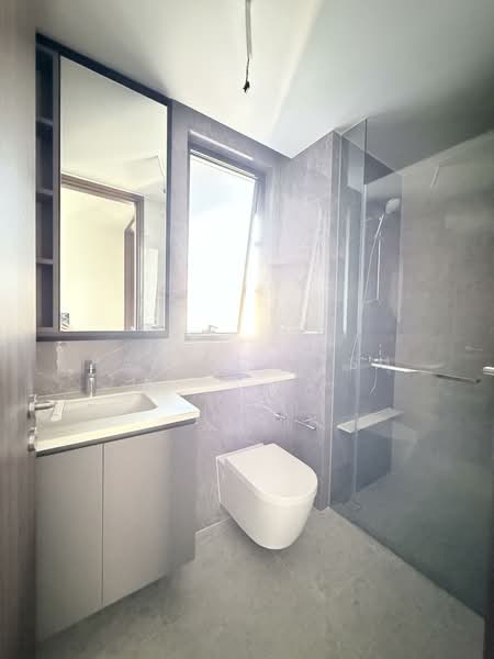 Bartley Vue, 6 Jalan Bunga Rampai, 2 Bedrooms, 732 sqft, Condominium For Sale, by Patricia Su, 500134308 - Bathroom - PropertyGuru.com.sg