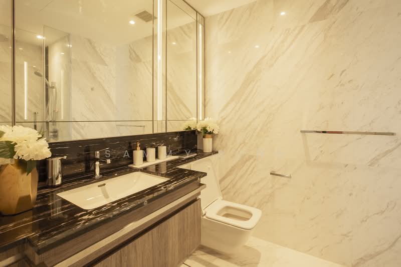 Wallich Residence, 3 Wallich Street, 2 Bedrooms, 1,098 sqft, Condominium For Rent, by Sammy Song, 500134317 - Bathroom - PropertyGuru.com.sg