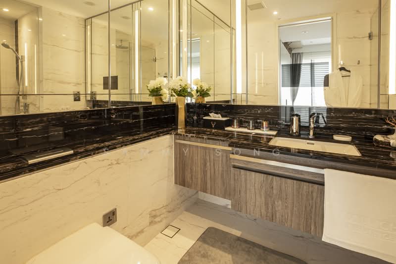 Wallich Residence, 3 Wallich Street, 2 Bedrooms, 1,098 sqft, Condominium For Rent, by Sammy Song, 500134317 - Bathroom - PropertyGuru.com.sg