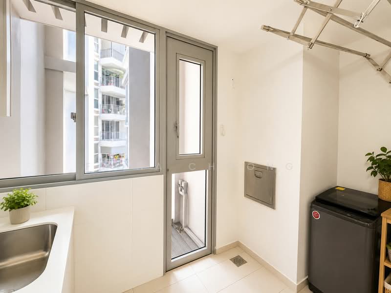 The Estuary @ Yishun, 1 Yishun Avenue 1, 2 Bedrooms, 904 sqft, Condominium For Rent, by Fiona Choong, 500134326 - Balcony - PropertyGuru.com.sg