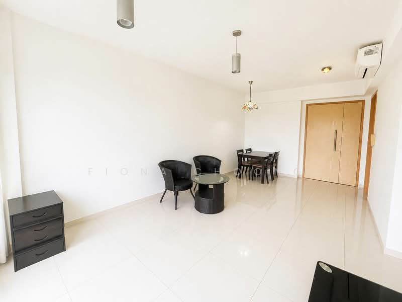 The Estuary @ Yishun, 1 Yishun Avenue 1, 2 Bedrooms, 904 sqft, Condominium For Rent, by Fiona Choong, 500134326 - Living Room - PropertyGuru.com.sg