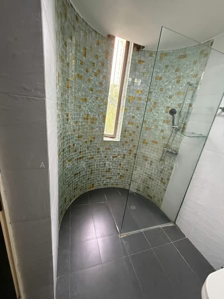 High-quality serviced apartment style rooms in Orchard/River Valley, , Room Rental, 300 sqft, Condominium For Rent, by Aldrick Loh, 500134327 - Bathroom - PropertyGuru.com.sg