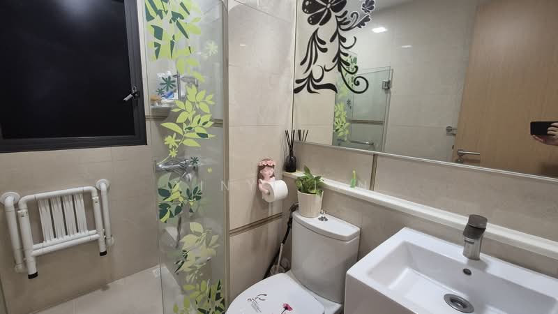 Twin Waterfalls, 106 Punggol Walk, 3 Bedrooms, 915 sqft, Executive Condominium For Rent, by Xinyi Lin, 500134332 - Bathroom - PropertyGuru.com.sg