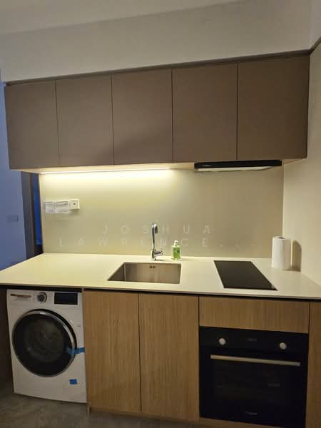The Arden, 2 Phoenix Road, 2 Bedrooms, 657 sqft, Condominium For Rent, by Joshua Lawrence Che, 500134359 - Kitchen - PropertyGuru.com.sg