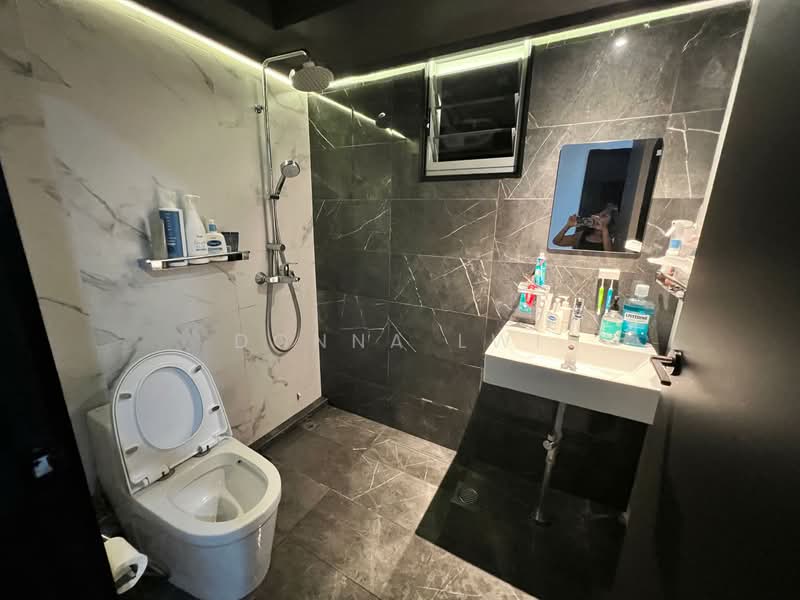 682A Edgedale Plains, 682A Edgedale Plains, Room Rental, 150 sqft, HDB Flat For Rent, by Donna Lwi, 500134363 - Bathroom - PropertyGuru.com.sg