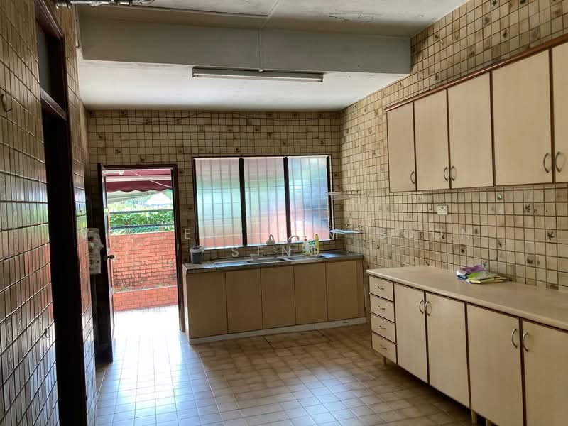 Nallur road, , 7 Bedrooms, 3,133 sqft, Terraced House For Sale, by Vincent Lim Boon Seng, 500134365 - Kitchen - PropertyGuru.com.sg