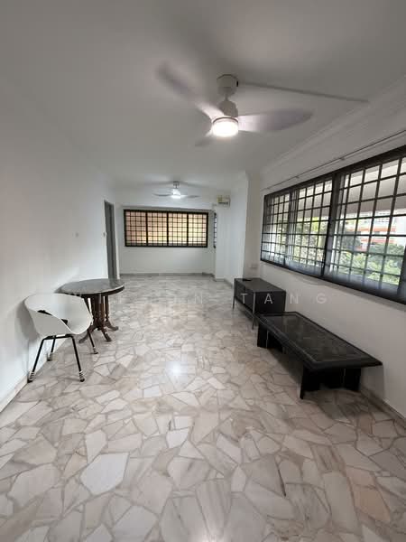 232 Bishan Street 22, 232 Bishan Street 22, 3 Bedrooms, 1,119 sqft, HDB Flat For Rent, by Wilson Tang, 500134369 - Living Room - PropertyGuru.com.sg